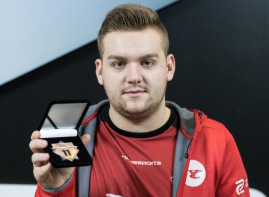 同步拉满 同步拉满